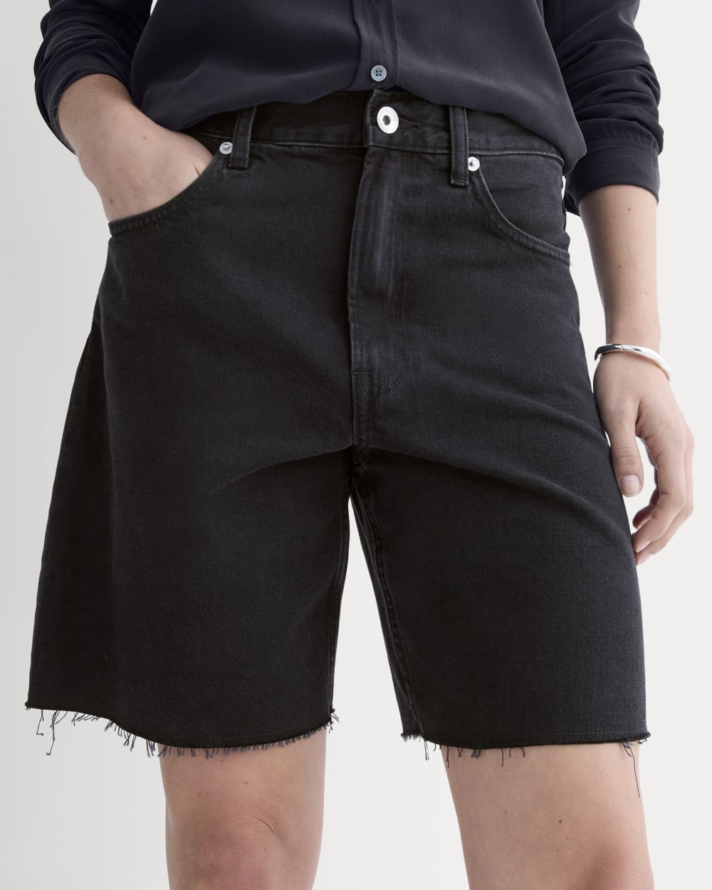 The Relaxed Denim Short | Washed Black